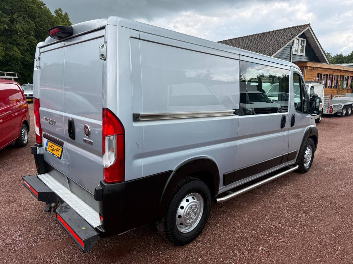 Fiat Ducato Fiat Ducato 35H 2.3 EURO 6 L2H1 DC 3000kg Trekgewicht