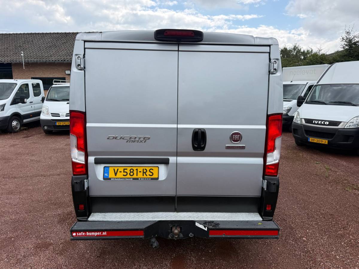 Fiat Ducato Fiat Ducato 35H 2.3 EURO 6 L2H1 DC 3000kg Trekgewicht