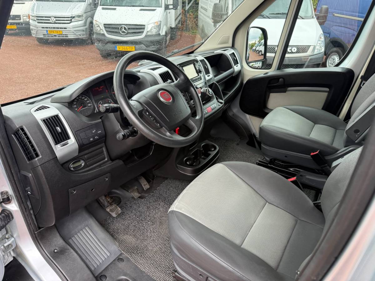 Fiat Ducato Fiat Ducato 35H 2.3 EURO 6 L2H1 DC 3000kg Trekgewicht