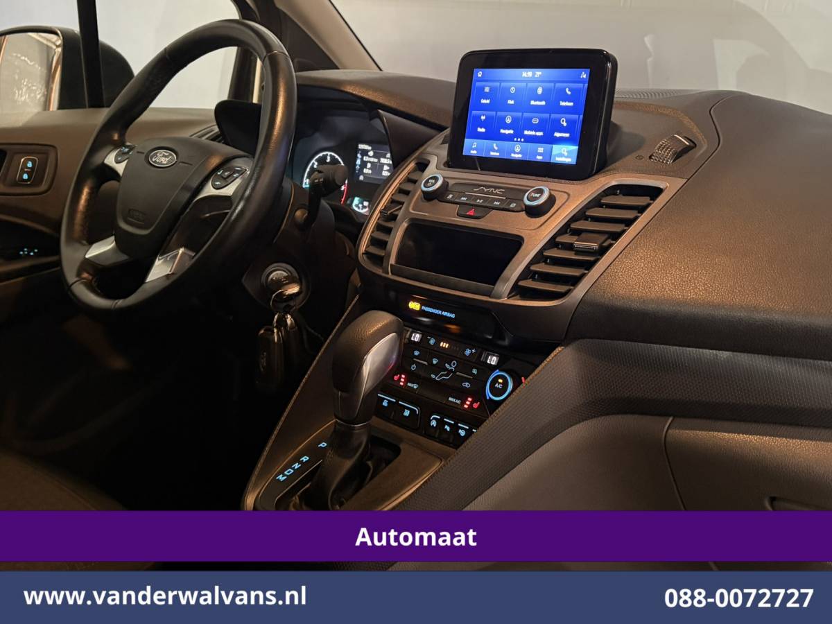 Ford Transit Connect Ford Transit Connect 1.5 EcoBlue 120pk Automaat L2H1 Inrichting Euro6 Airco | Navigatie | Camera | LM velgen | Apple Carplay Android Auto, Cruisecontrol, Trekhaak, Verwarmde voorruit, Stoelverwarming, Parkeersensoren