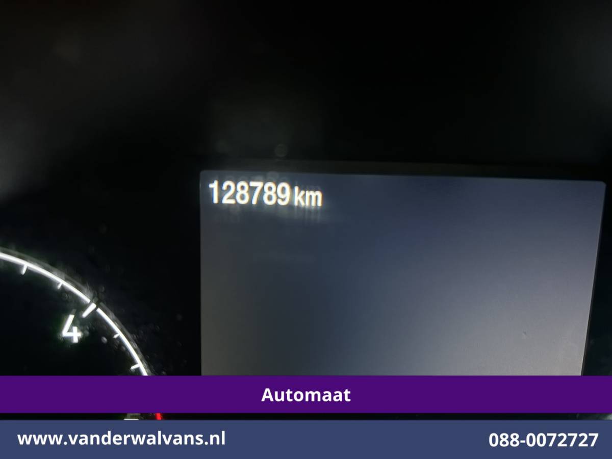 Ford Transit Connect Ford Transit Connect 1.5 EcoBlue 120pk Automaat L2H1 Inrichting Euro6 Airco | Navigatie | Camera | LM velgen | Apple Carplay Android Auto, Cruisecontrol, Trekhaak, Verwarmde voorruit, Stoelverwarming, Parkeersensoren