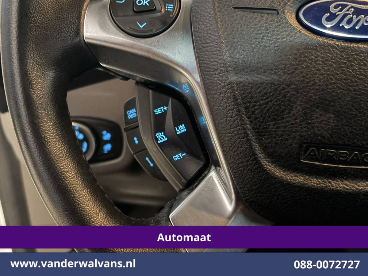 Ford Transit Connect Ford Transit Connect 1.5 EcoBlue 120pk Automaat L2H1 Inrichting Euro6 Airco | Navigatie | Camera | LM velgen | Apple Carplay Android Auto, Cruisecontrol, Trekhaak, Verwarmde voorruit, Stoelverwarming, Parkeersensoren