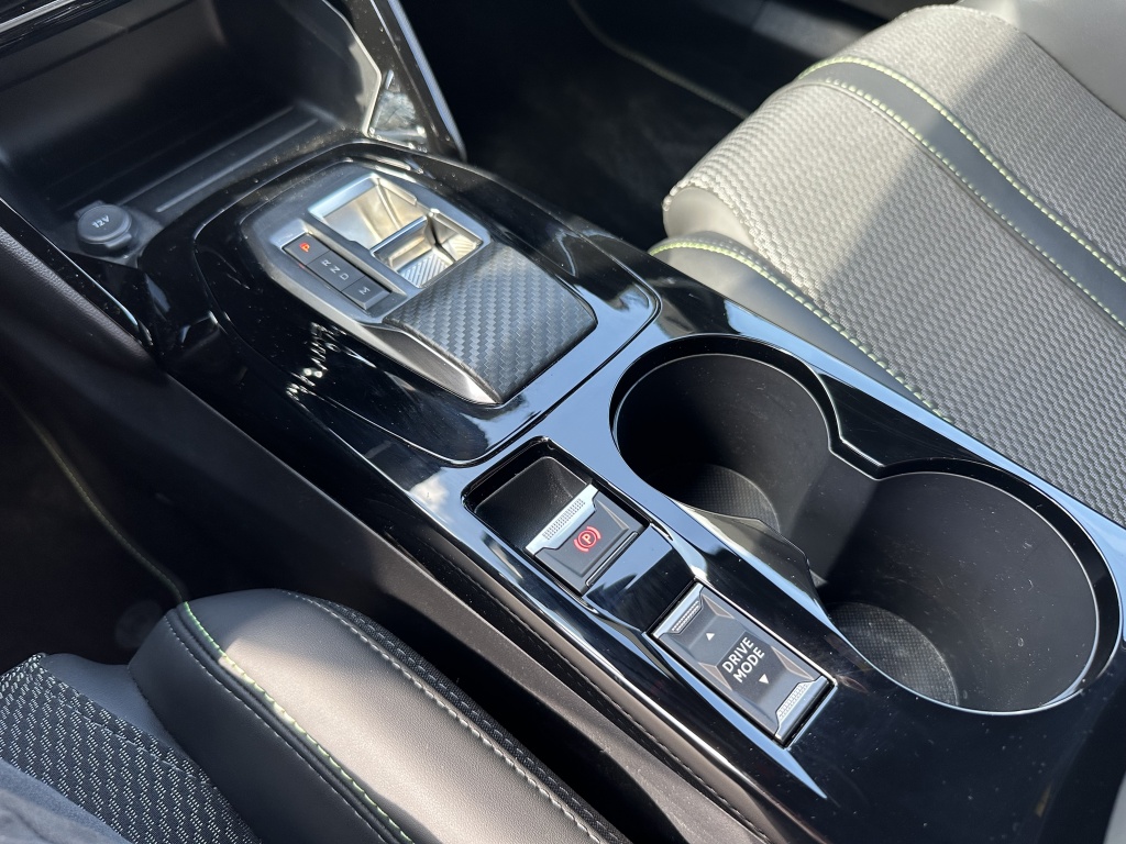 Peugeot 2008 Peugeot 2008 Hybrid 136 GT | Adaptieve Cruise |