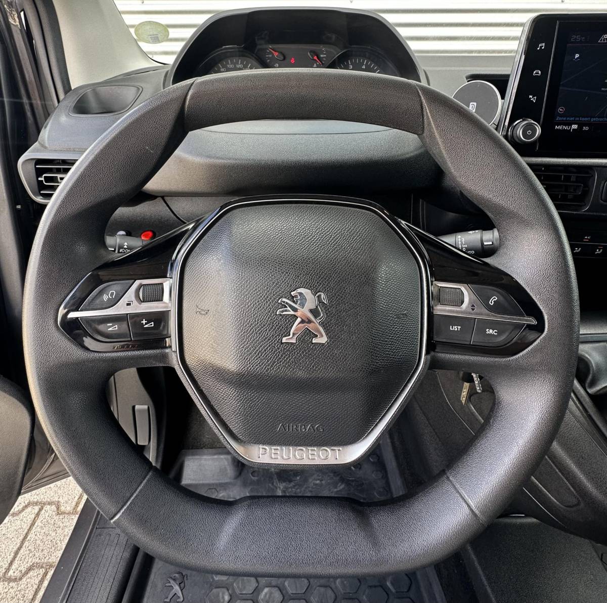 Peugeot Partner Peugeot Partner 1.5 BlueHDI L2 trekhaak|Navi|Cruise|Extra lang Camera