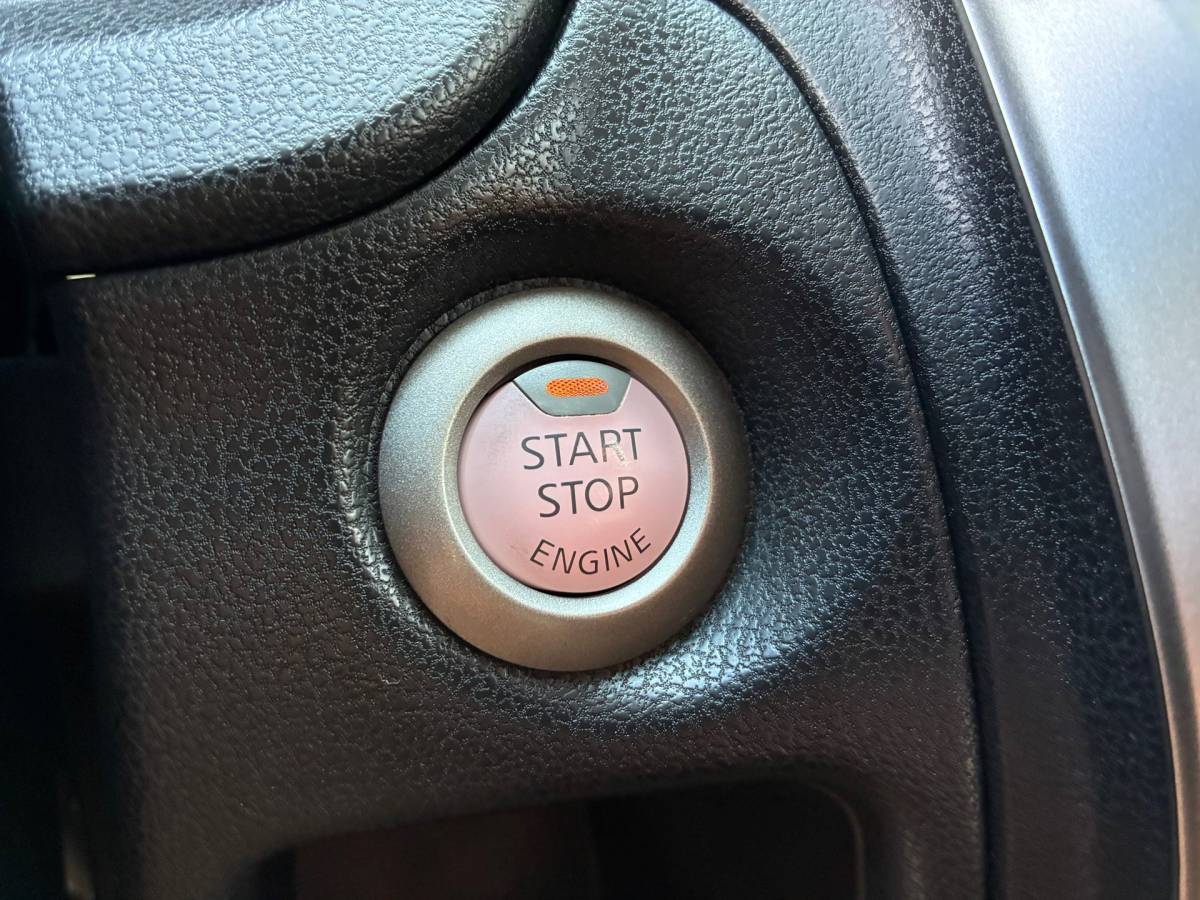 Nissan Note Nissan Note 1.2 Connect Edition | Cruise + Clima nu € 5.975,-!!!