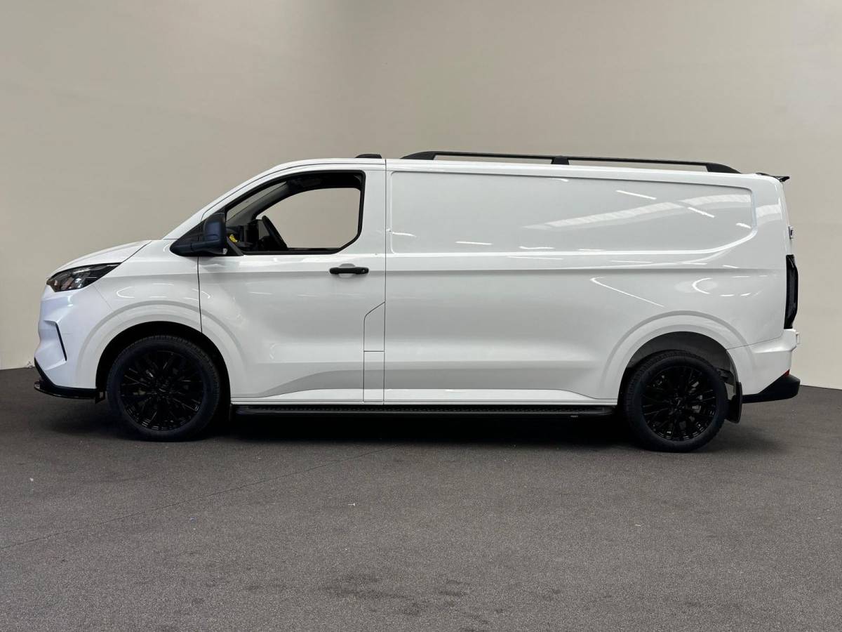 Ford Transit Custom Ford Transit Custom 300 2.0 TDCI L2H1 EC Sport Nieuw Model Automaat Airco Cruise Navi Parkeersensoren Camera Carplay Trekhaak