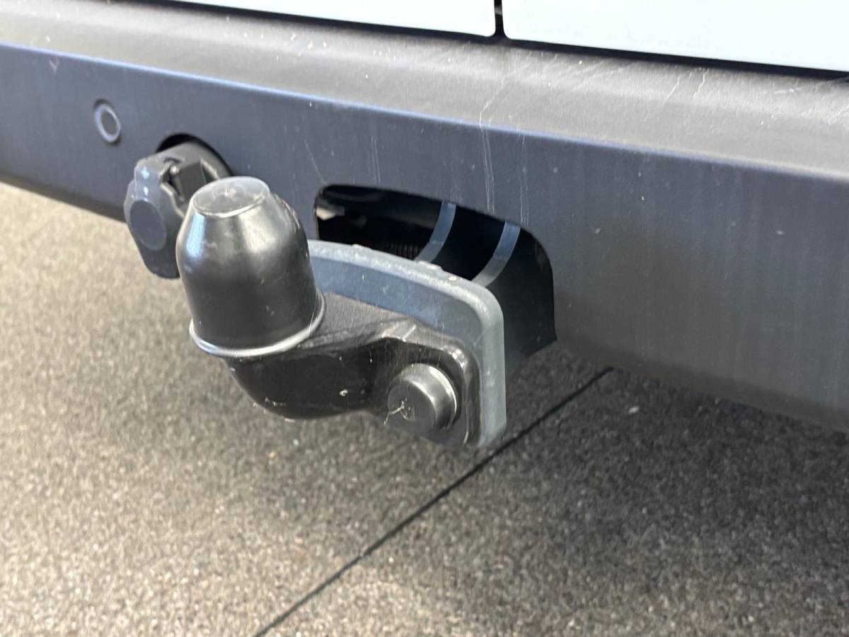 Ford Transit Custom Ford Transit Custom 300 2.0 TDCI L2H1 EC Sport Nieuw Model Automaat Airco Cruise Navi Parkeersensoren Camera Carplay Trekhaak