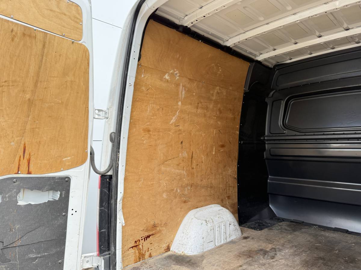 Mercedes-Benz Sprinter Mercedes-Benz Sprinter 314 2.2 CDI Automaat L2H2 Dubbele Cabine 7-persoons Climate Control Cruise Control Trekhaak Carplay Camera