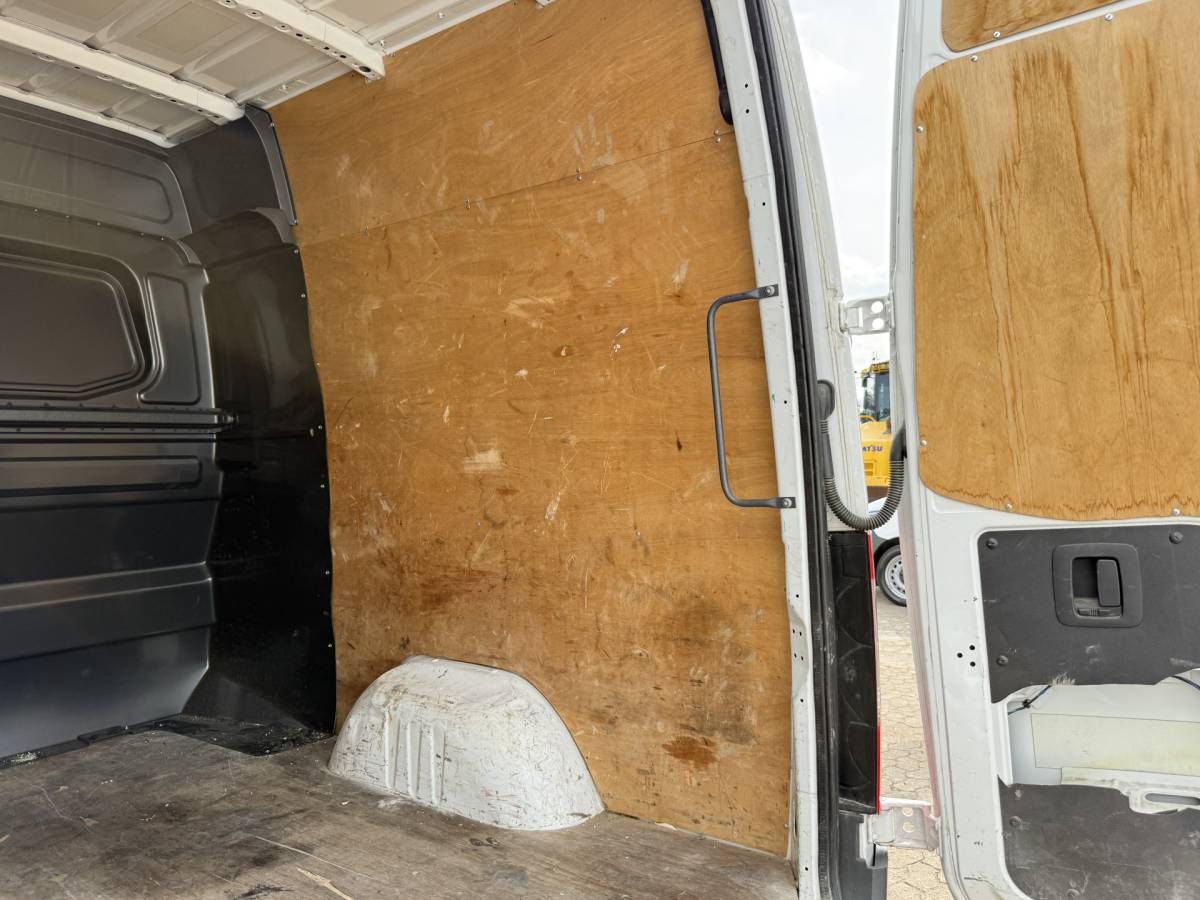Mercedes-Benz Sprinter Mercedes-Benz Sprinter 314 2.2 CDI Automaat L2H2 Dubbele Cabine 7-persoons Climate Control Cruise Control Trekhaak Carplay Camera