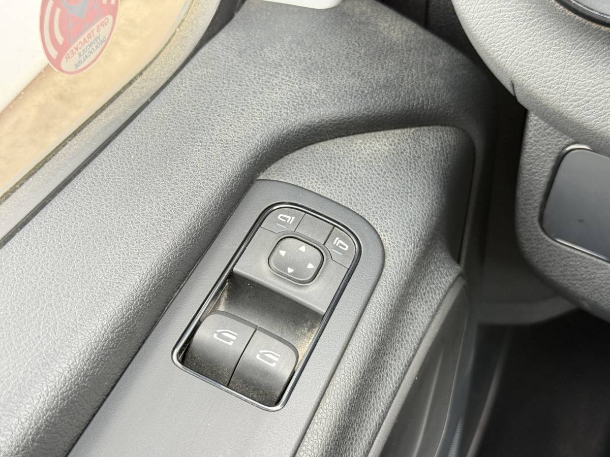 Mercedes-Benz Sprinter Mercedes-Benz Sprinter 314 2.2 CDI Automaat L2H2 Dubbele Cabine 7-persoons Climate Control Cruise Control Trekhaak Carplay Camera