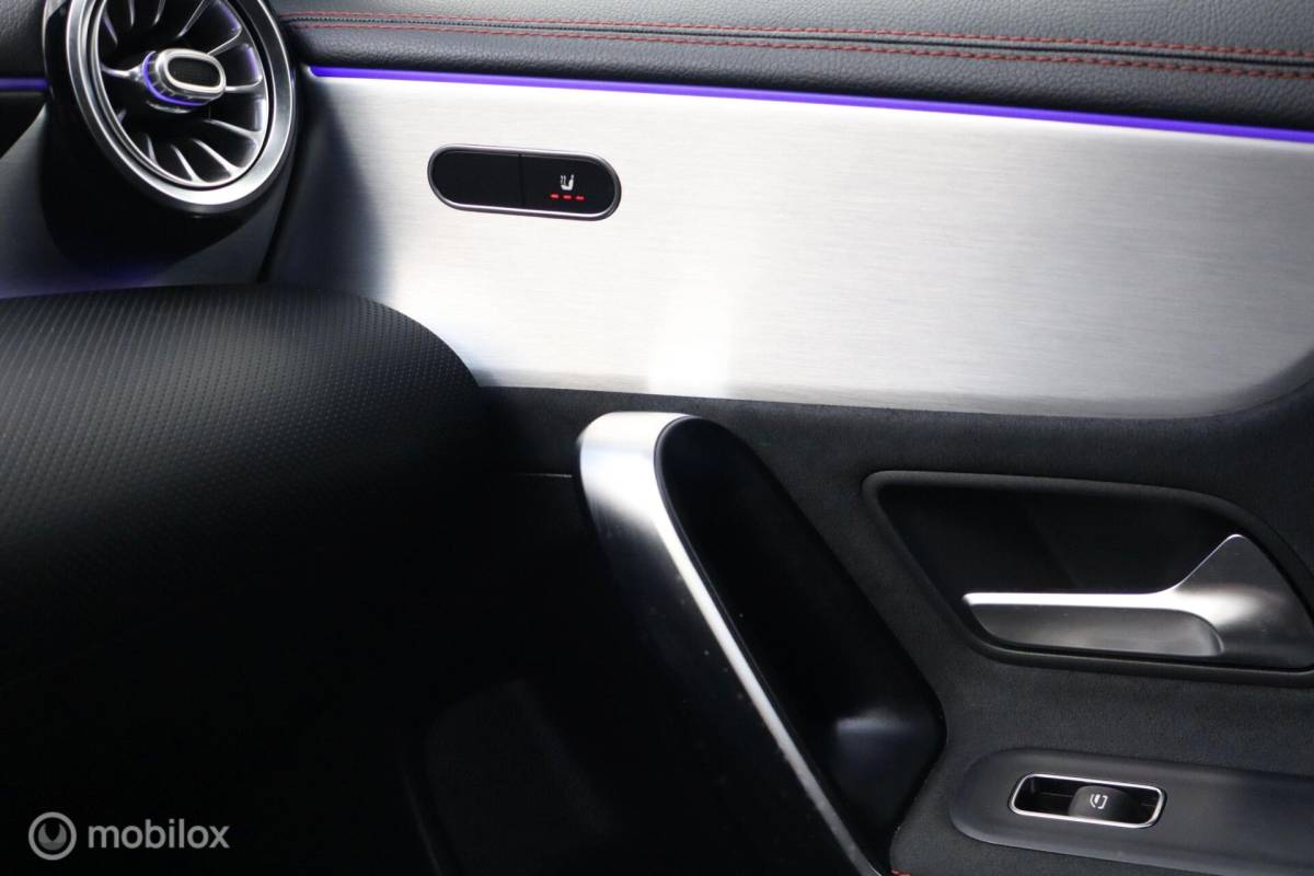 Mercedes-Benz CLA Mercedes CLA 35 AMG 4MATIC | panorama | 360cam | standkachel