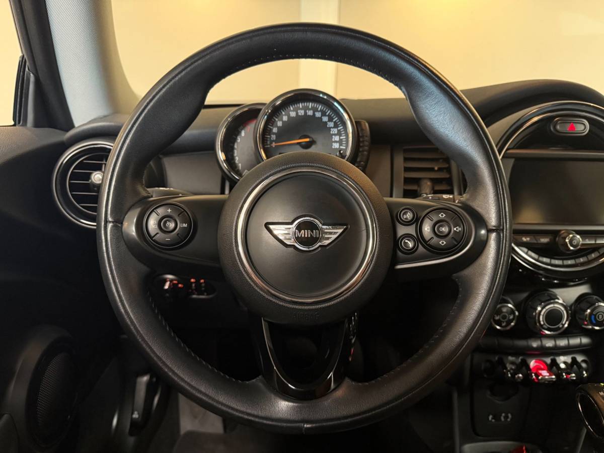 MINI 3-Deurs Mini 3-Deurs 1.2 One Business *Automaat* Navi|Cruise|Neon-ring|BT|PDC|NAP