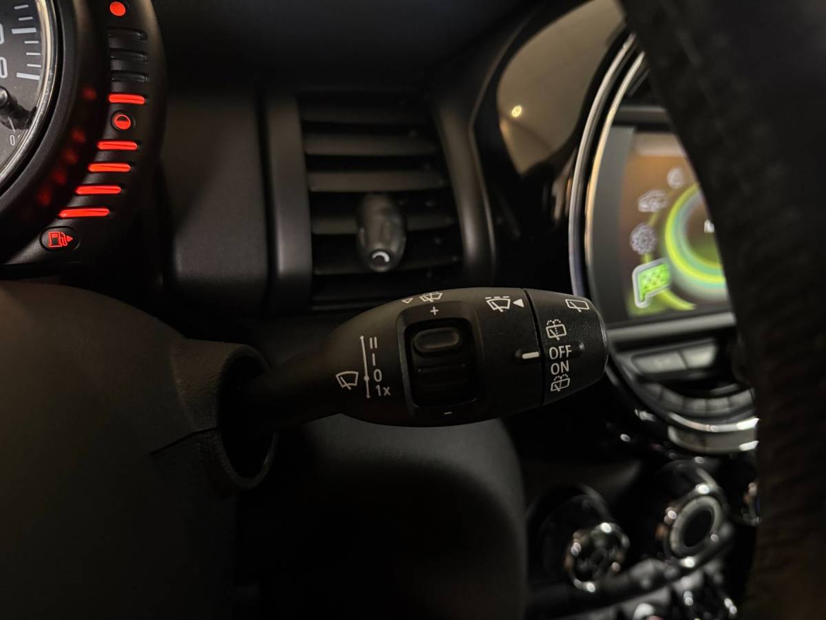 MINI 3-Deurs Mini 3-Deurs 1.2 One Business *Automaat* Navi|Cruise|Neon-ring|BT|PDC|NAP