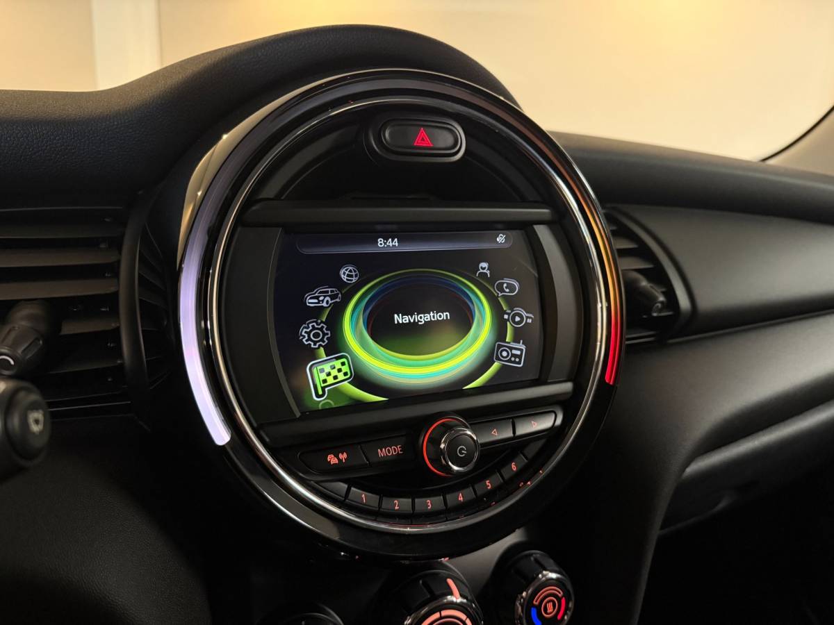 MINI 3-Deurs Mini 3-Deurs 1.2 One Business *Automaat* Navi|Cruise|Neon-ring|BT|PDC|NAP