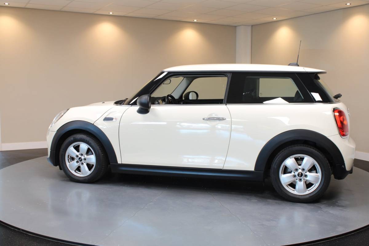 MINI 3-Deurs Mini 3-Deurs 1.2 One Business *Automaat* Navi|Cruise|Neon-ring|BT|PDC|NAP