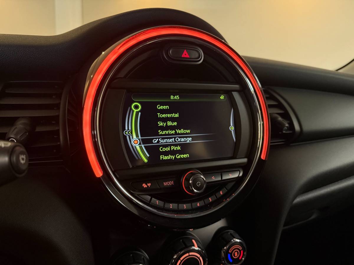 MINI 3-Deurs Mini 3-Deurs 1.2 One Business *Automaat* Navi|Cruise|Neon-ring|BT|PDC|NAP