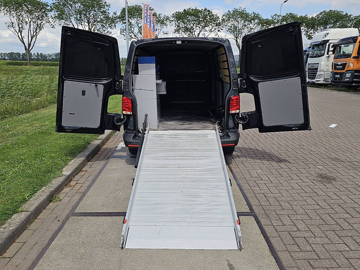 Volkswagen Transporter VOLKSWAGEN TRANSPORTER 2.0 TDI ac automaat euro6