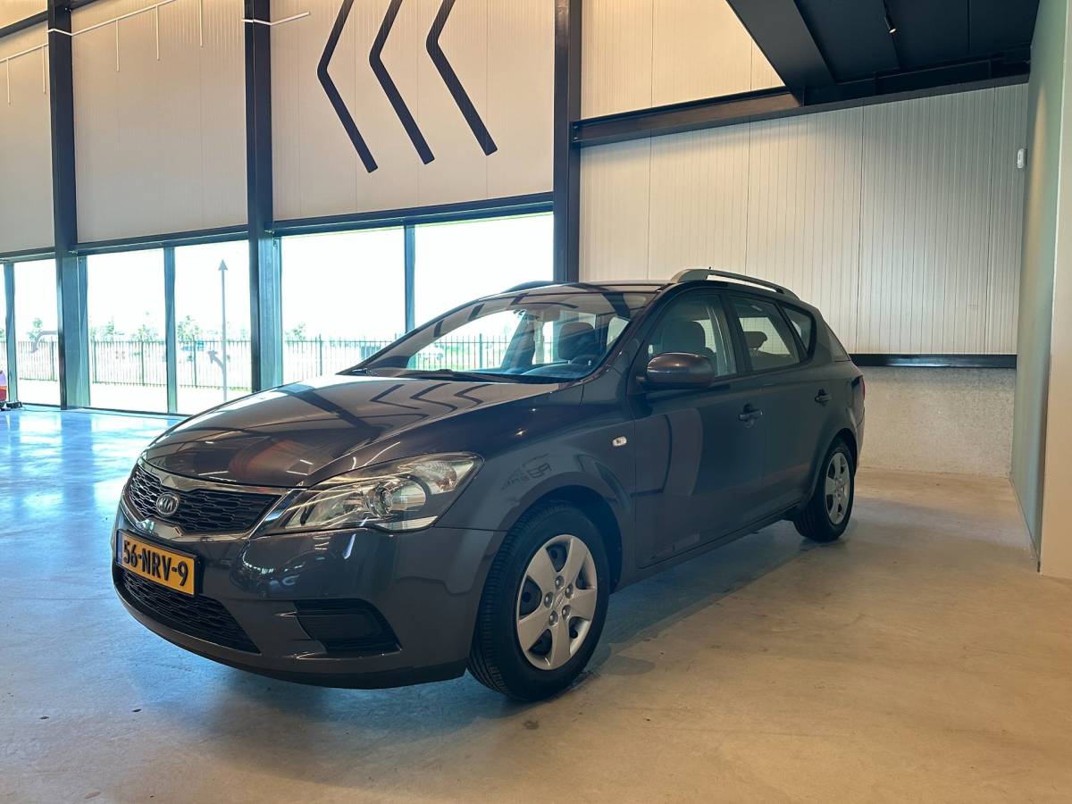 Kia cee'd Kia Cee’d 1.4 CVVT X-tra-uitv|AIRCO|TREKHAAK|ISOFIX|PARKEERSENSOREN|AUX+Ipod+USB|DAKRAILS|NIEUWE APK + O.H.BEURT BIJ AFLEVERING