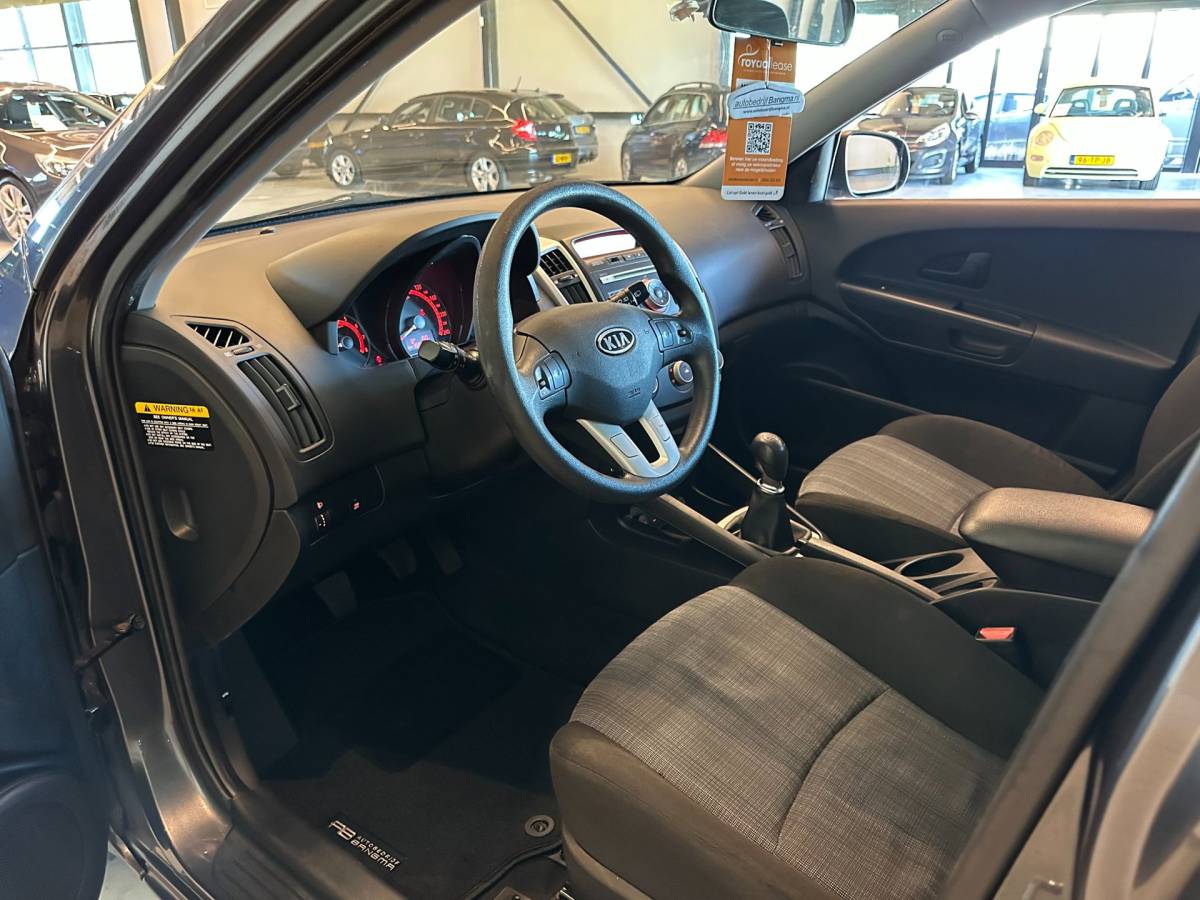 Kia cee'd Kia Cee’d 1.4 CVVT X-tra-uitv|AIRCO|TREKHAAK|ISOFIX|PARKEERSENSOREN|AUX+Ipod+USB|DAKRAILS|NIEUWE APK + O.H.BEURT BIJ AFLEVERING