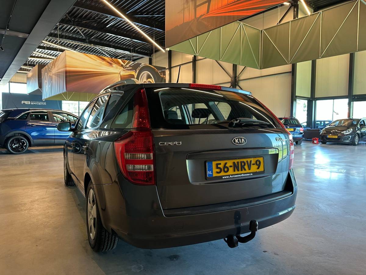 Kia cee'd Kia Cee’d 1.4 CVVT X-tra-uitv|AIRCO|TREKHAAK|ISOFIX|PARKEERSENSOREN|AUX+Ipod+USB|DAKRAILS|NIEUWE APK + O.H.BEURT BIJ AFLEVERING