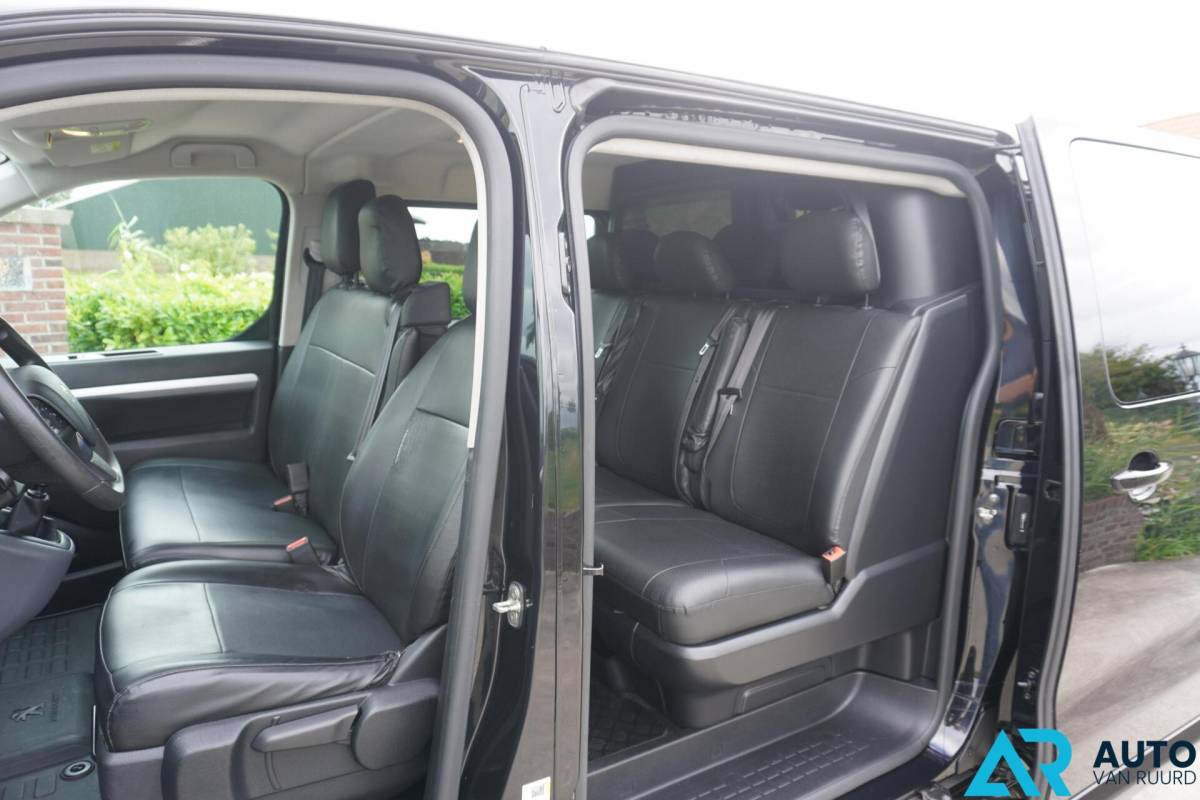Peugeot Expert Peugeot Expert 2.0 BlueHDI DC * 2 schuifdeuren * Trekhaak