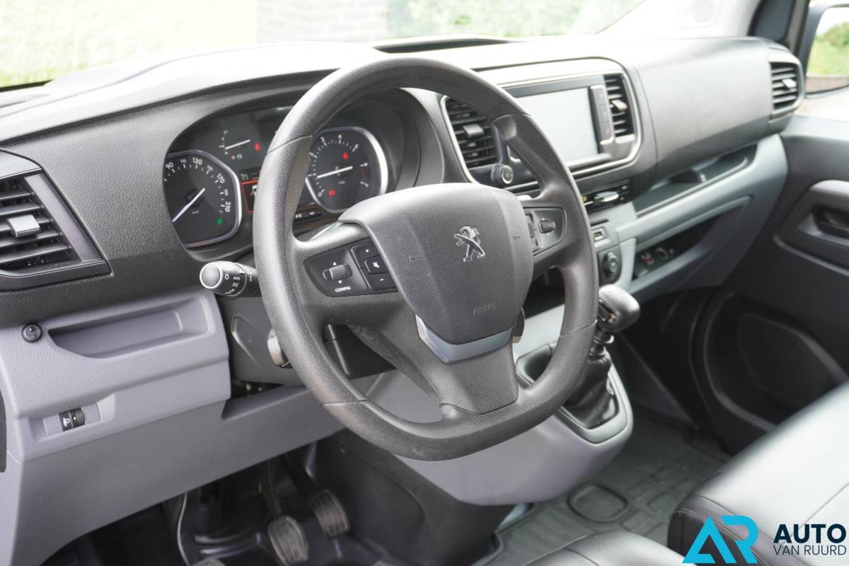 Peugeot Expert Peugeot Expert 2.0 BlueHDI DC * 2 schuifdeuren * Trekhaak