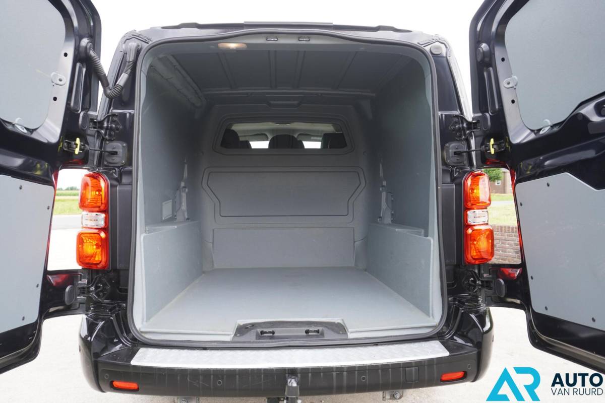 Peugeot Expert Peugeot Expert 2.0 BlueHDI DC * 2 schuifdeuren * Trekhaak