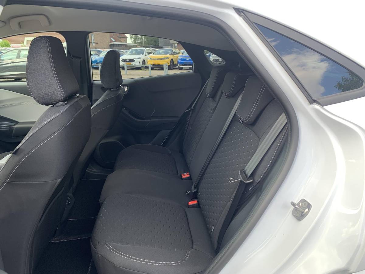Ford Puma Gen-E Ford Puma Gen-e Select | 168pk | Winter Pack | Trekhaak Afneembaar | Achteruitrijcamera | All Weather Banden |
