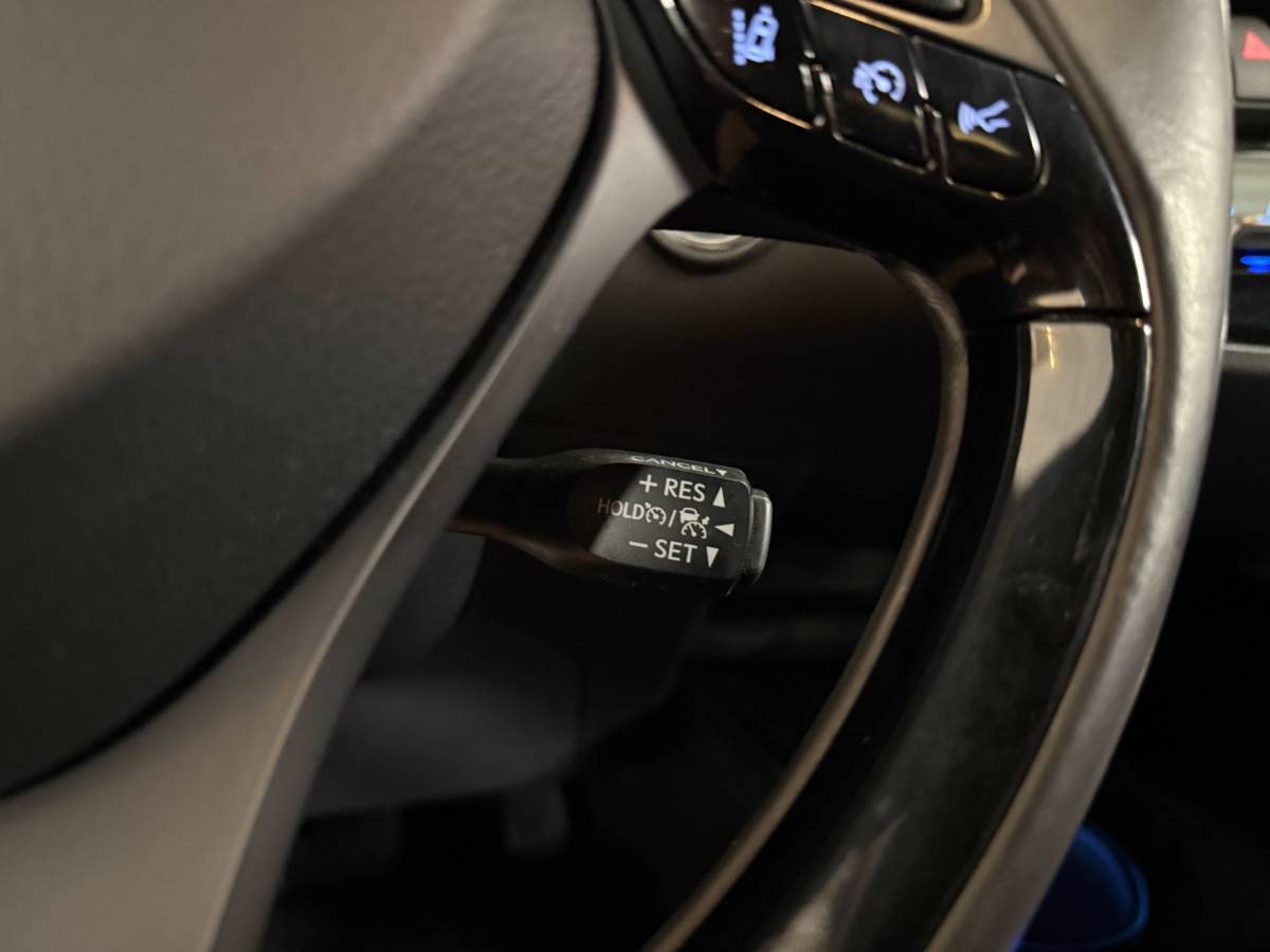 Toyota C-HR Toyota C-HR 1.8 Hybrid Executive *37.000Km!* Dealer OH|Stoelverw.|Camera|Cruise|Navi|DAB|NAP