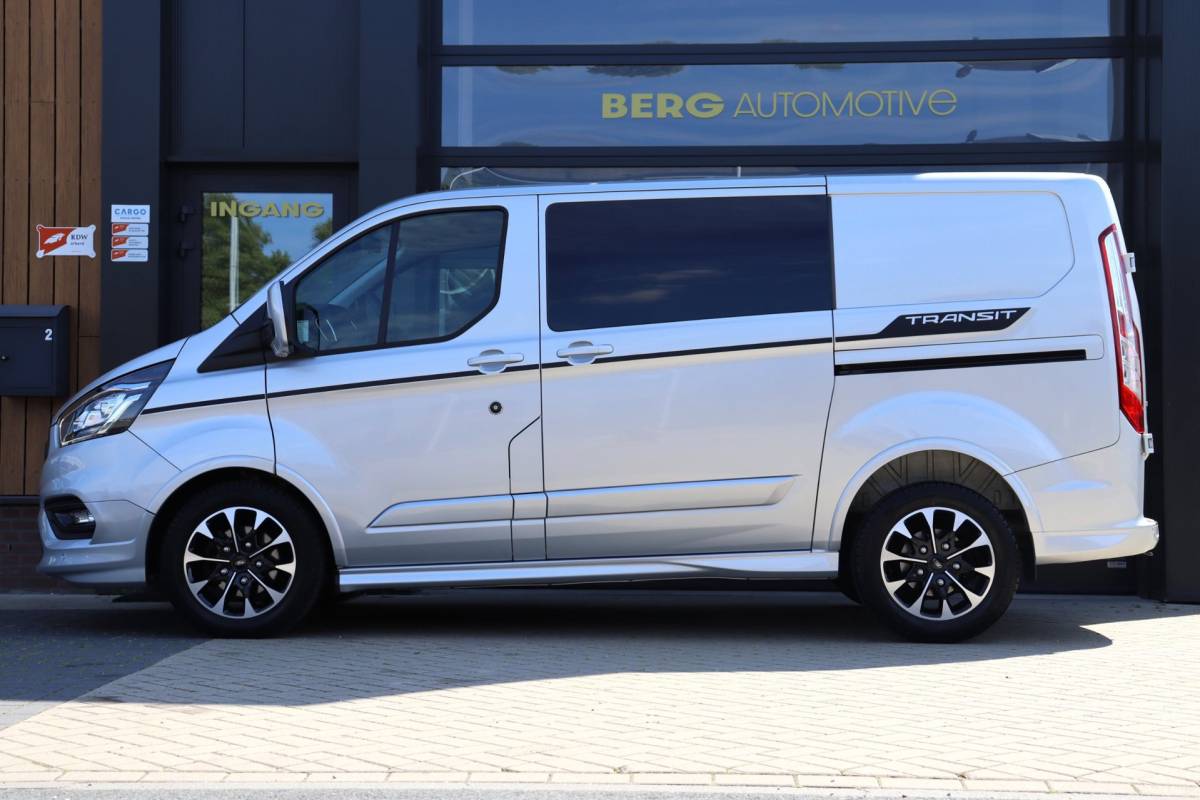 Ford Transit Custom Ford Transit Custom 280 2.0 TDCI L1H1 Trend | NAP | 170 PK | Dealer Onderhouden | Apple Carplay | Stoelverwarming |