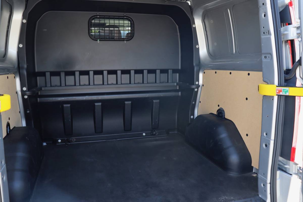 Ford Transit Custom Ford Transit Custom 280 2.0 TDCI L1H1 Trend | NAP | 170 PK | Dealer Onderhouden | Apple Carplay | Stoelverwarming |