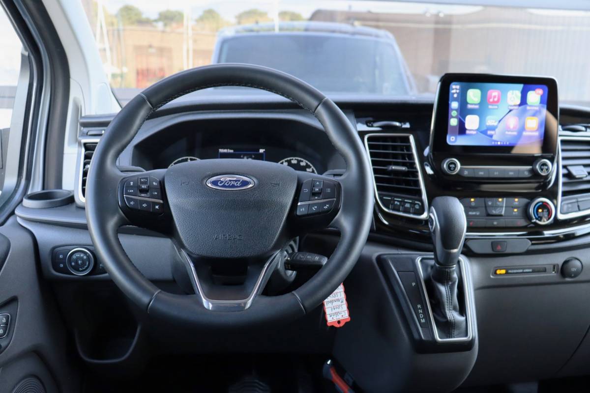 Ford Transit Custom Ford Transit Custom 280 2.0 TDCI L1H1 Trend | NAP | 170 PK | Dealer Onderhouden | Apple Carplay | Stoelverwarming |