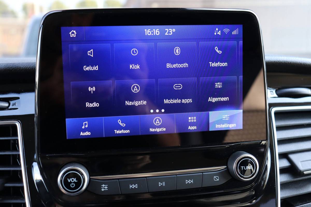 Ford Transit Custom Ford Transit Custom 280 2.0 TDCI L1H1 Trend | NAP | 170 PK | Dealer Onderhouden | Apple Carplay | Stoelverwarming |