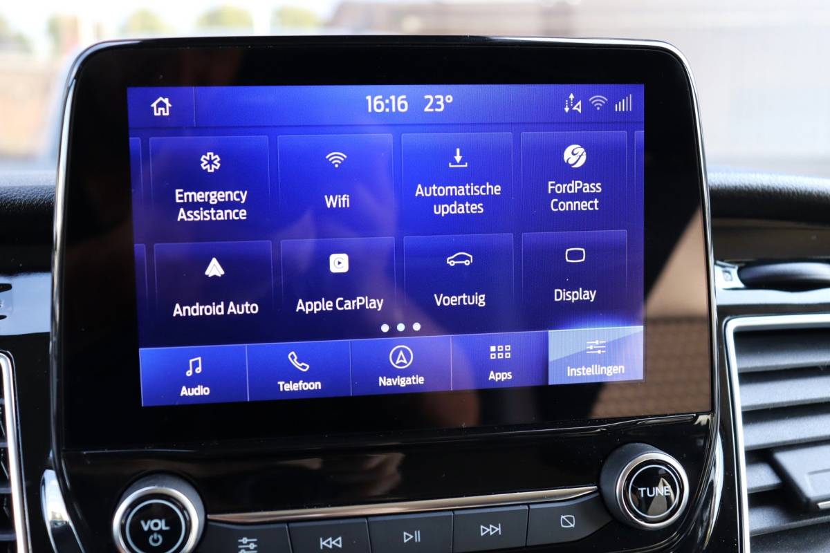 Ford Transit Custom Ford Transit Custom 280 2.0 TDCI L1H1 Trend | NAP | 170 PK | Dealer Onderhouden | Apple Carplay | Stoelverwarming |