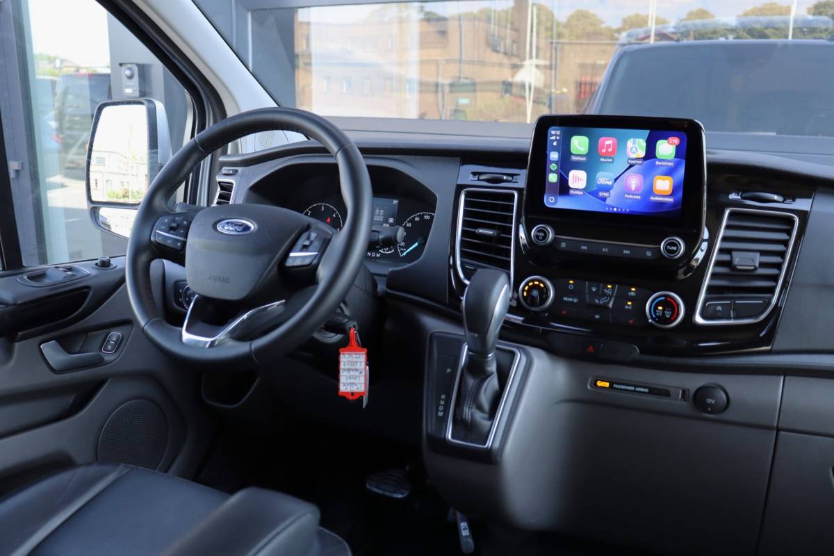 Ford Transit Custom Ford Transit Custom 280 2.0 TDCI L1H1 Trend | NAP | 170 PK | Dealer Onderhouden | Apple Carplay | Stoelverwarming |