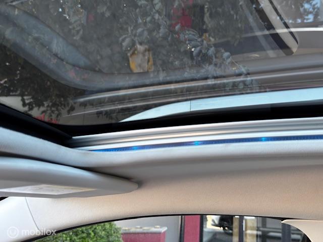 Peugeot 2008 Peugeot 2008 1.2 PureTech Crossway Aut. I Carplay I Pano