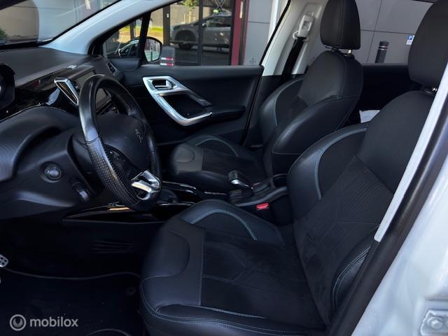Peugeot 2008 Peugeot 2008 1.2 PureTech Crossway Aut. I Carplay I Pano