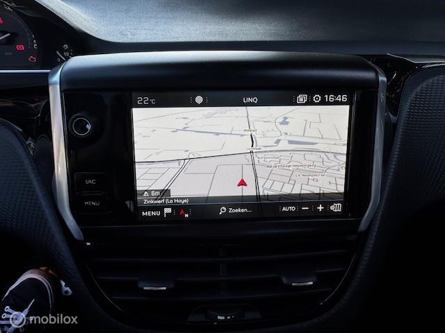 Peugeot 2008 Peugeot 2008 1.2 PureTech Crossway Aut. I Carplay I Pano