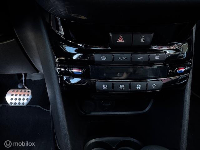 Peugeot 2008 Peugeot 2008 1.2 PureTech Crossway Aut. I Carplay I Pano