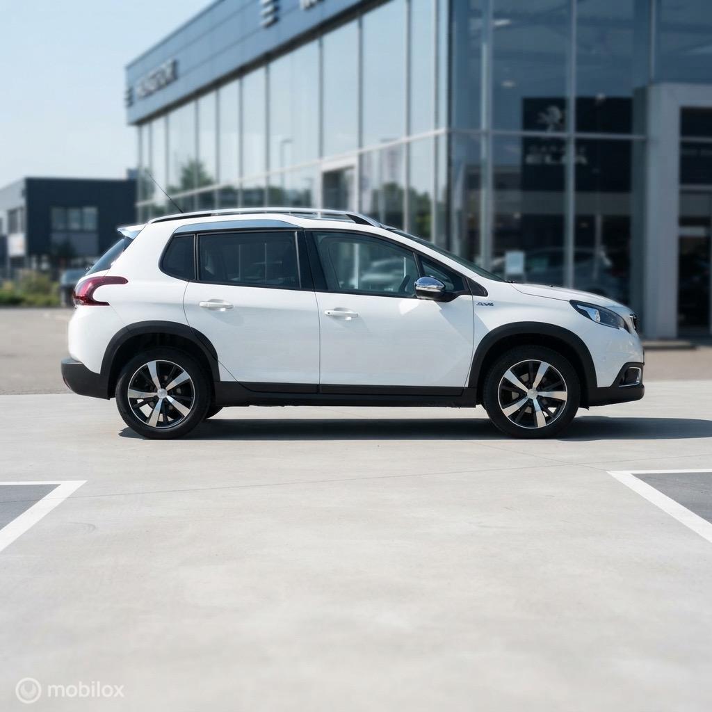Peugeot 2008 Peugeot 2008 1.2 PureTech Crossway Aut. I Carplay I Pano