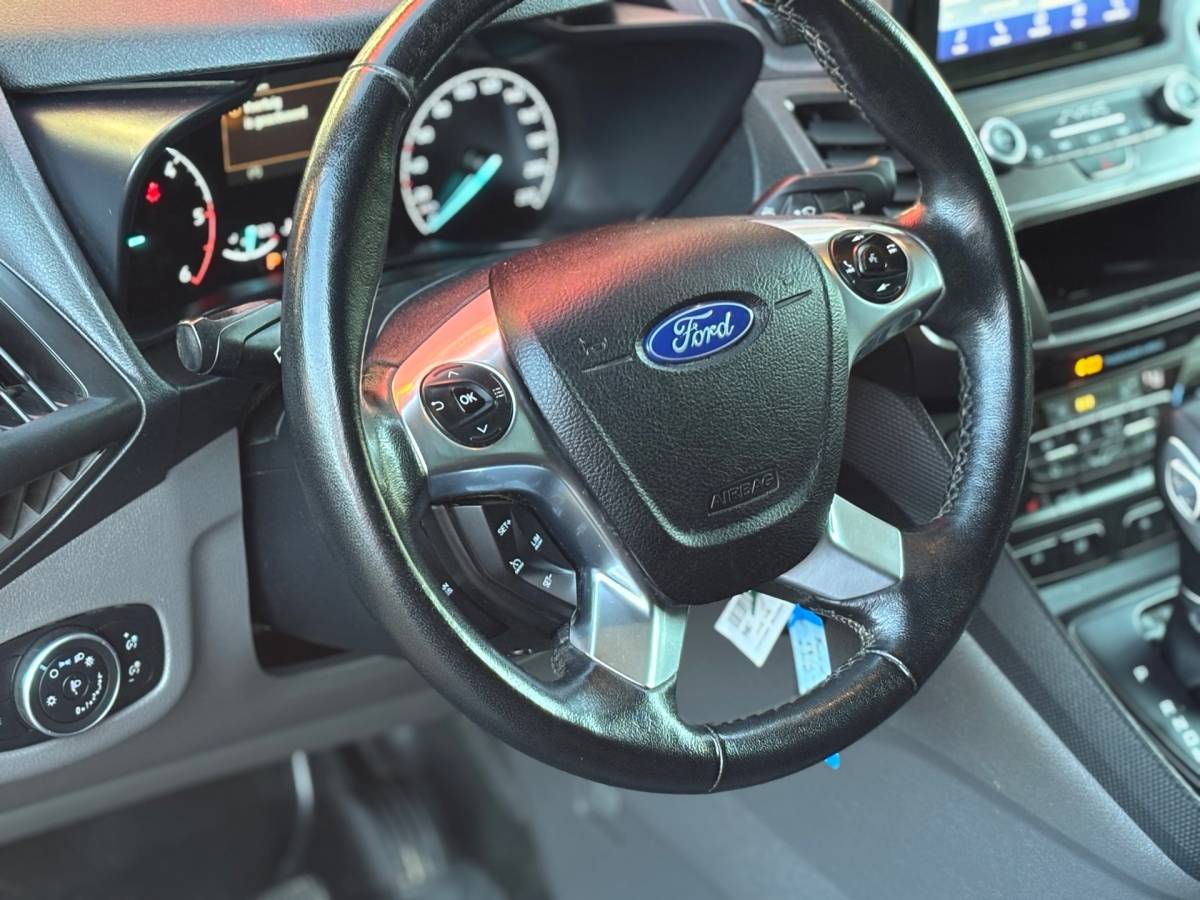 Ford Transit Connect Ford Transit Connect 1.5 EcoBlue L2 AUTOMAAT/NAVI/CRUISE/APPLE CARPLAY/TREKHAAK/CAMERA/AIRCO/METALLIC LAK/120 PK/CADDY/PARTNER