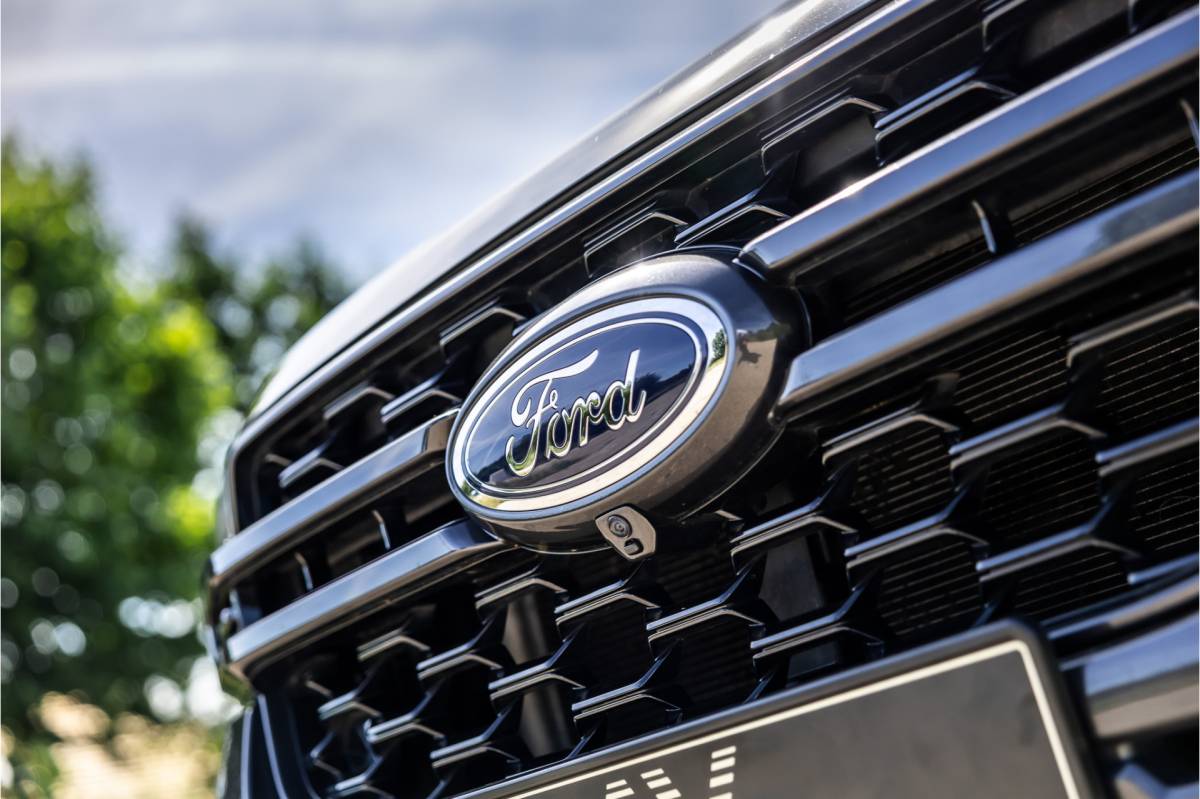Ford Ranger Ford Ranger 2.0 EcoBlue Wildtrak | Grijs kenteken | ACC | 360 Camera | Bang & Olufsen | Dodehoek detector | Trekhaak | Stoelverwarming | CarPlay | Navigatie | Nieuwe APK