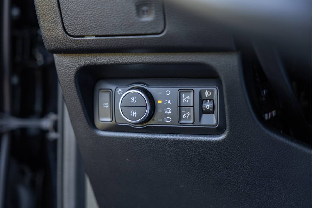 Ford Ranger Ford Ranger 2.0 EcoBlue Wildtrak | Grijs kenteken | ACC | 360 Camera | Bang & Olufsen | Dodehoek detector | Trekhaak | Stoelverwarming | CarPlay | Navigatie | Nieuwe APK