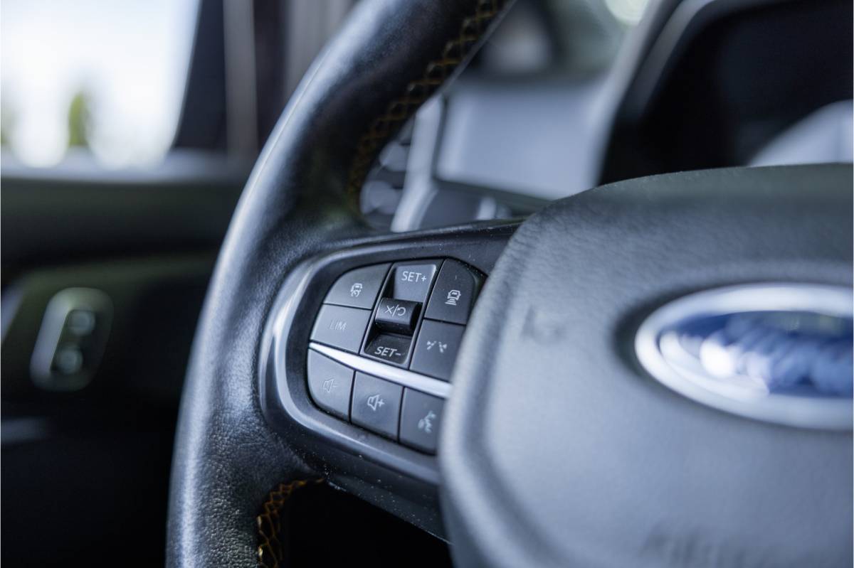 Ford Ranger Ford Ranger 2.0 EcoBlue Wildtrak | Grijs kenteken | ACC | 360 Camera | Bang & Olufsen | Dodehoek detector | Trekhaak | Stoelverwarming | CarPlay | Navigatie | Nieuwe APK