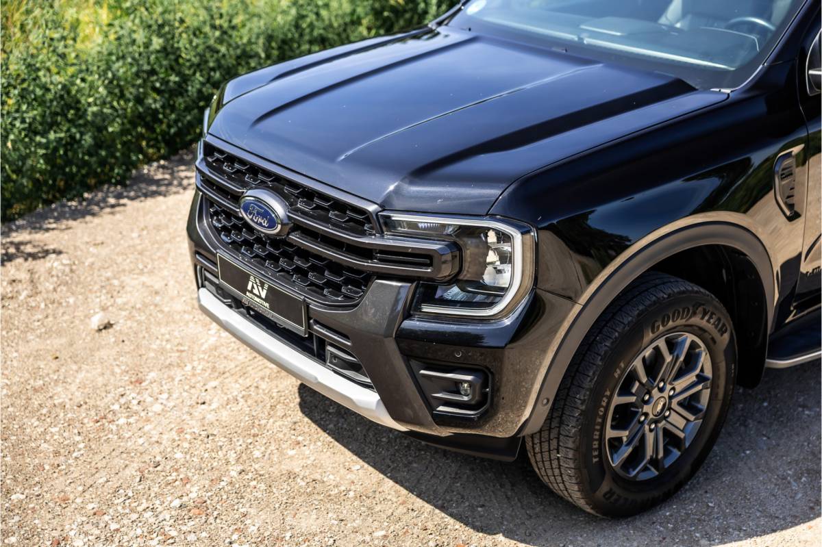 Ford Ranger Ford Ranger 2.0 EcoBlue Wildtrak | Grijs kenteken | ACC | 360 Camera | Bang & Olufsen | Dodehoek detector | Trekhaak | Stoelverwarming | CarPlay | Navigatie | Nieuwe APK