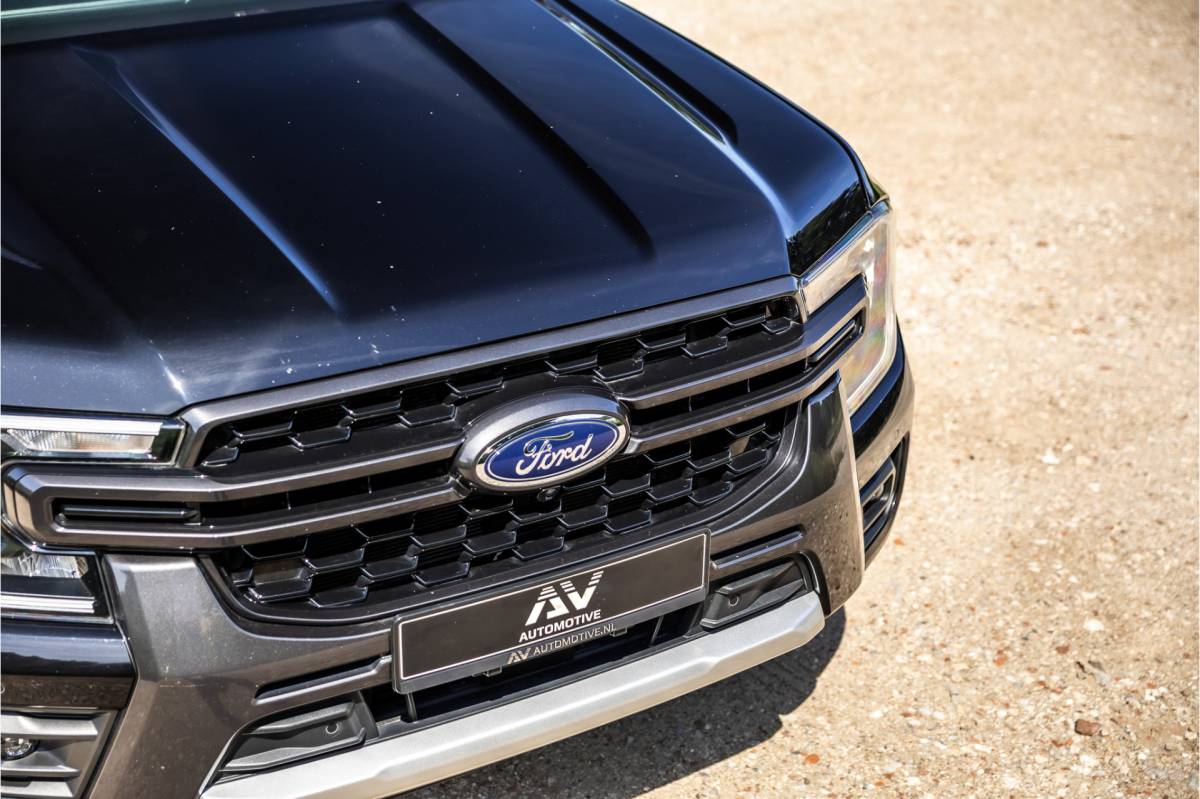 Ford Ranger Ford Ranger 2.0 EcoBlue Wildtrak | Grijs kenteken | ACC | 360 Camera | Bang & Olufsen | Dodehoek detector | Trekhaak | Stoelverwarming | CarPlay | Navigatie | Nieuwe APK
