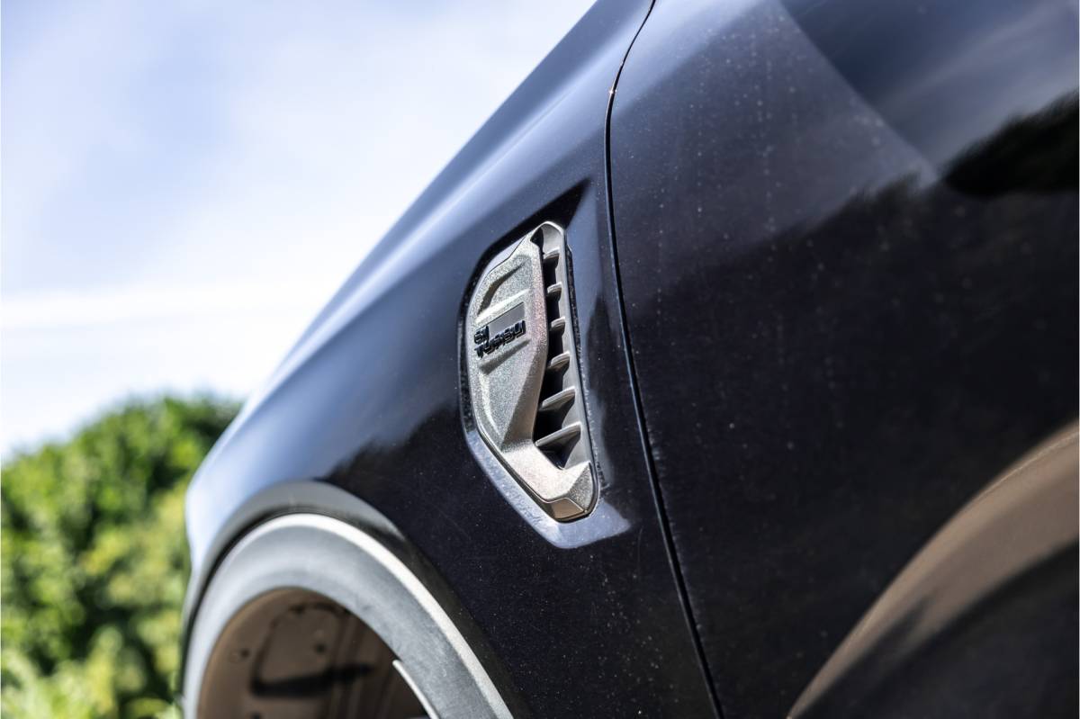 Ford Ranger Ford Ranger 2.0 EcoBlue Wildtrak | Grijs kenteken | ACC | 360 Camera | Bang & Olufsen | Dodehoek detector | Trekhaak | Stoelverwarming | CarPlay | Navigatie | Nieuwe APK