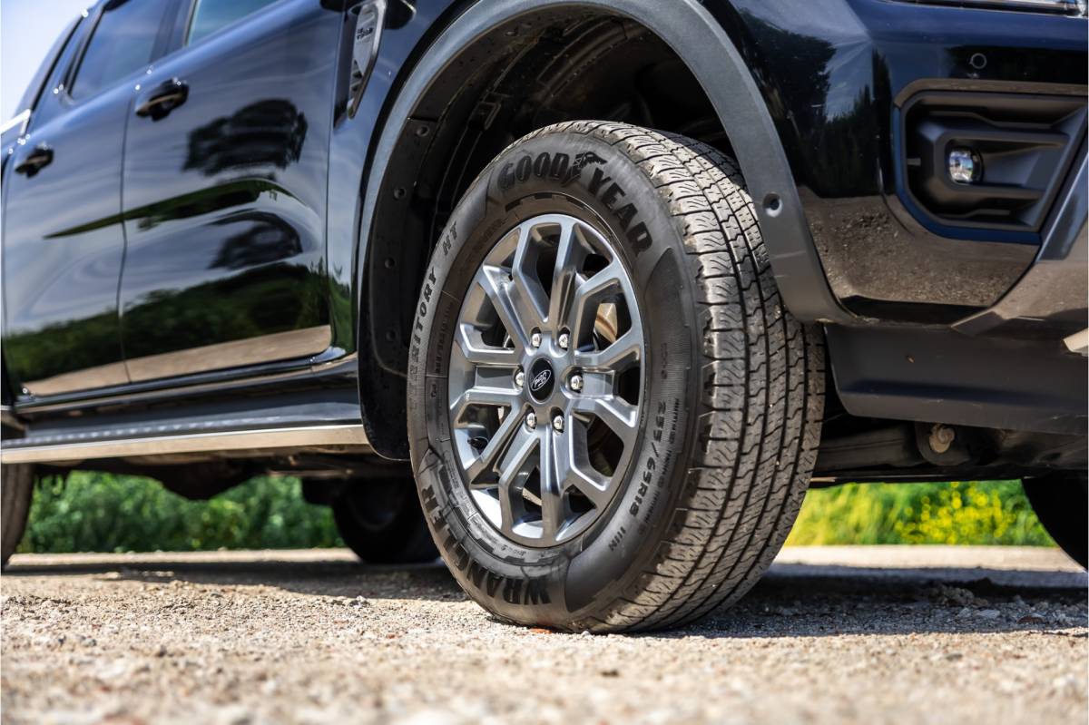 Ford Ranger Ford Ranger 2.0 EcoBlue Wildtrak | Grijs kenteken | ACC | 360 Camera | Bang & Olufsen | Dodehoek detector | Trekhaak | Stoelverwarming | CarPlay | Navigatie | Nieuwe APK