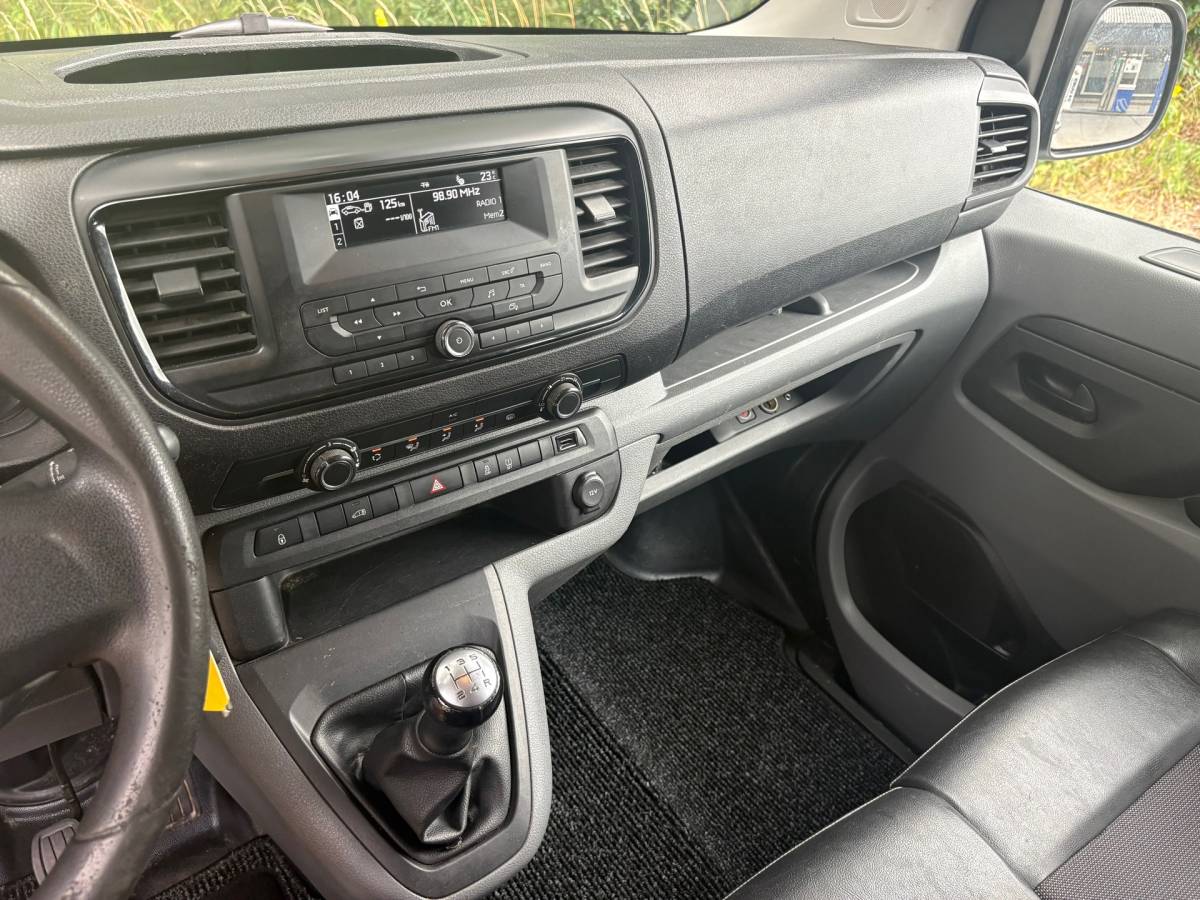 Toyota ProAce Toyota PROACE Worker 1.6 D-4D Cool Comfort Long DC|EURO6|Dubbelcabine|airco|cruise|bluetooth|trekhaak|parkeersensoren achter