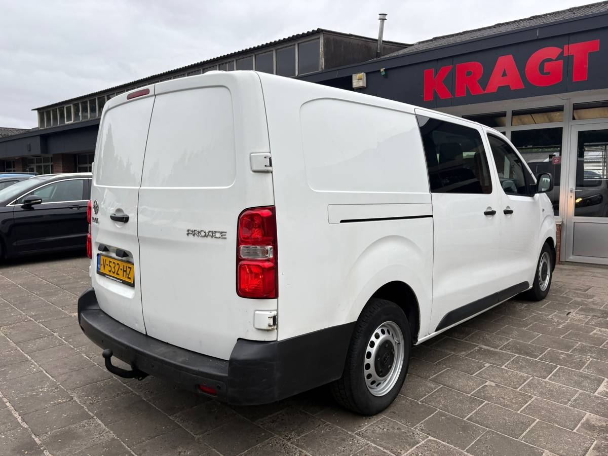 Toyota ProAce Toyota PROACE Worker 1.6 D-4D Cool Comfort Long DC|EURO6|Dubbelcabine|airco|cruise|bluetooth|trekhaak|parkeersensoren achter